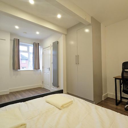 Rooms Near City Centre Private Bath Free Parking ヨーク エクステリア 写真